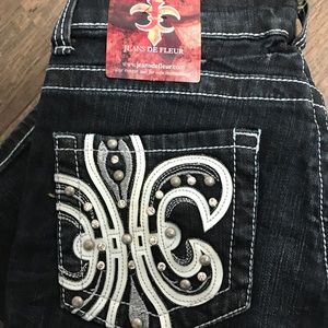 Size 5 boot cut jeans. Jeans de Fluer